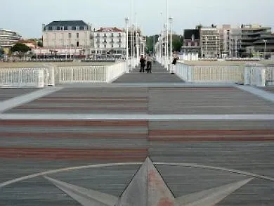 Maeva La Jetee Des Marins 酒店 阿卡雄